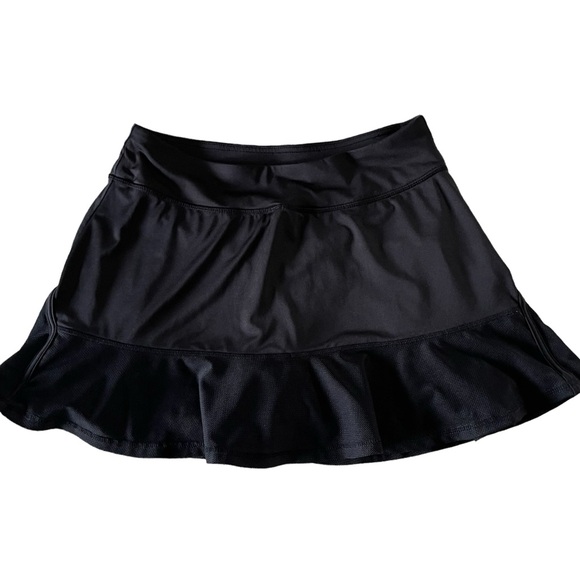 Kyodan Pants - Women’s Kyodan Black Athletic Skirt with Built in Biker Shorts - Size P/S